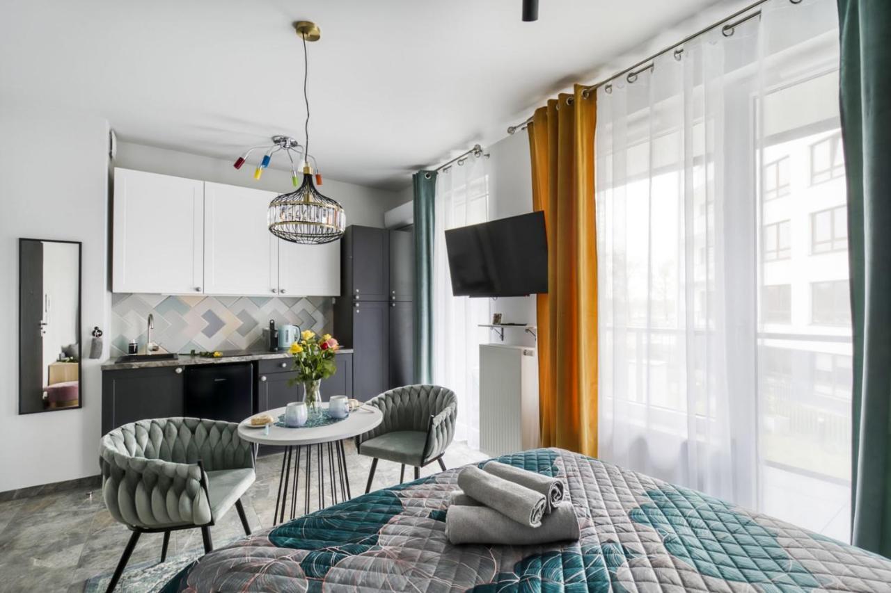 Apartamenty Metropark Krzemieniecka-Lux Varsóvia Exterior foto